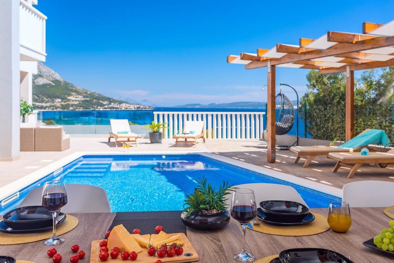 Villa Matan - Only 200M From The Sandy Beaches, Private 28M2 Pool Omiš Extérieur photo